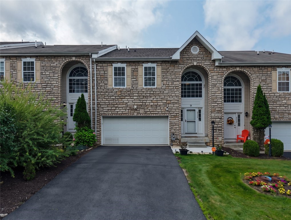 2115 Shawnee Dr — photo