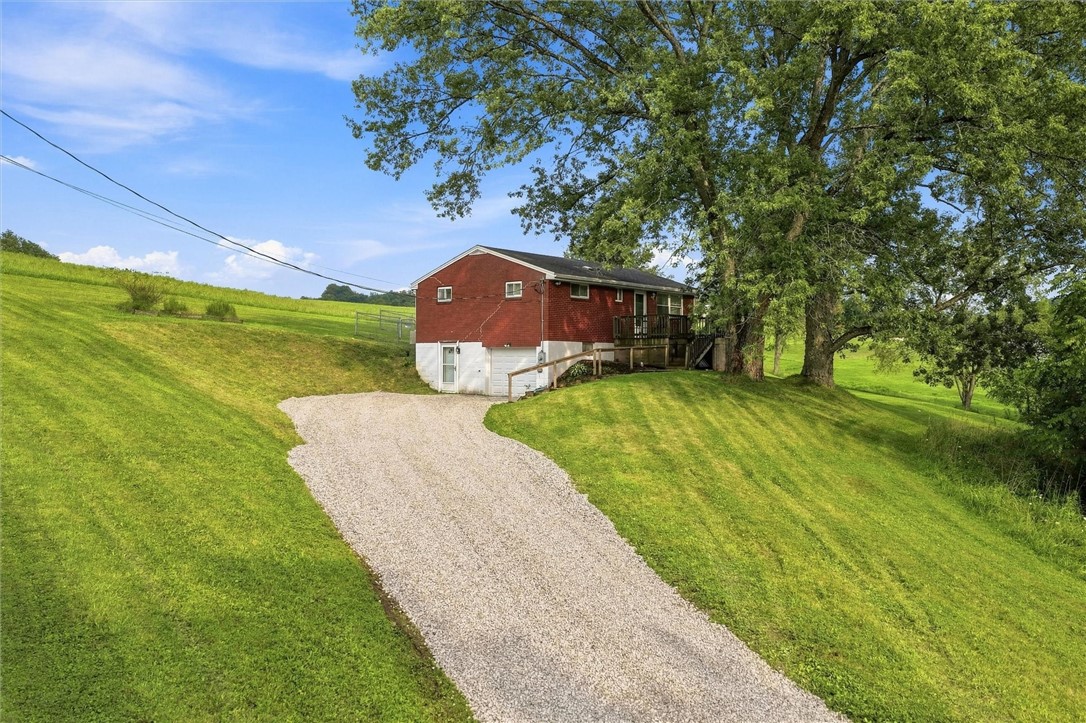 54 Chestnut Ridge Road, Amwell, PA 15301