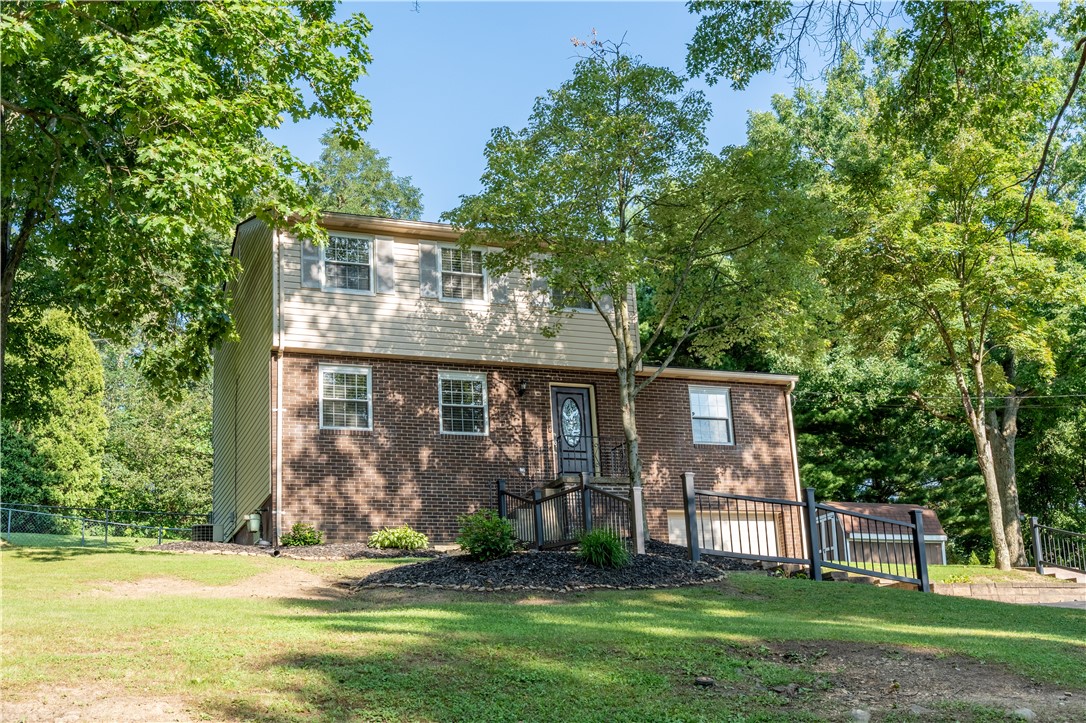 155 Thorndale Dr — photo