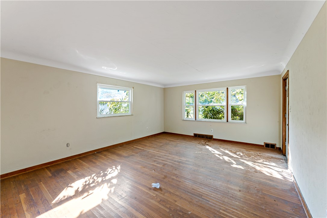 2443 Racetrack Road, New Stanton PA 15672 — photo 2