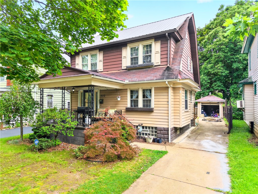 222 W Sheridan — photo
