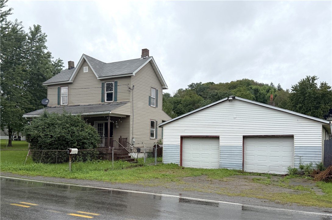 6976 State Route 711 — photo