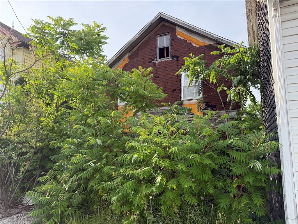 1023 State Route 31 — photo