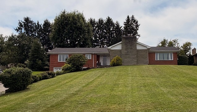 263 Hillcrest Drive — photo