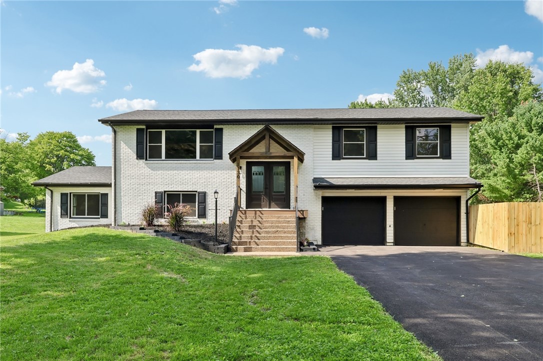 1130 Blue Sky Dr — photo