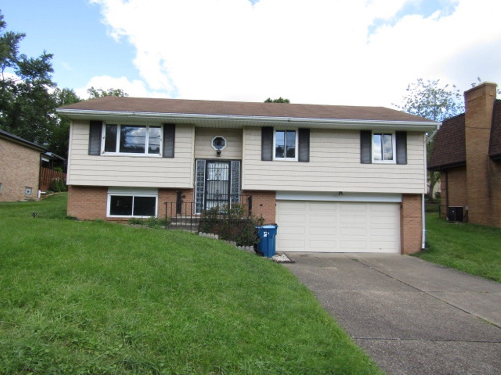 347 Hulton Rd — photo