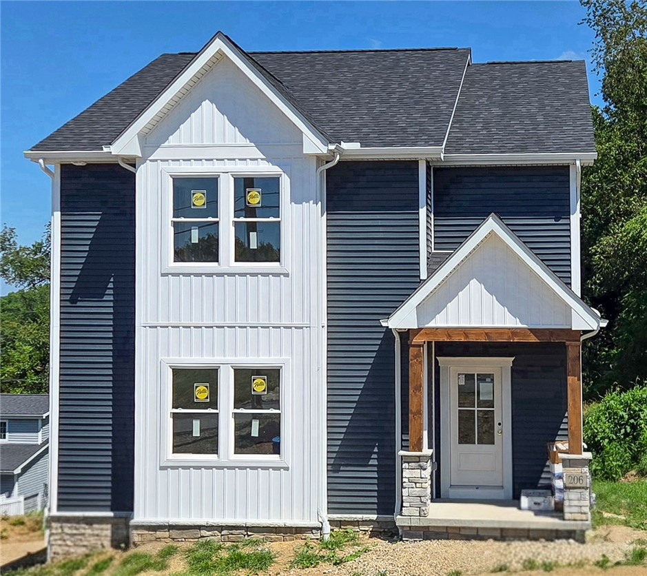 206 Grant Ave. — photo