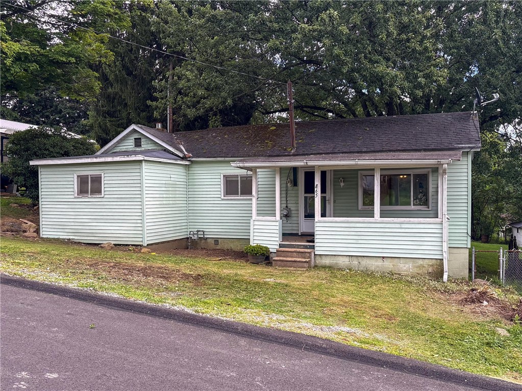 865 Fairview Ave — photo