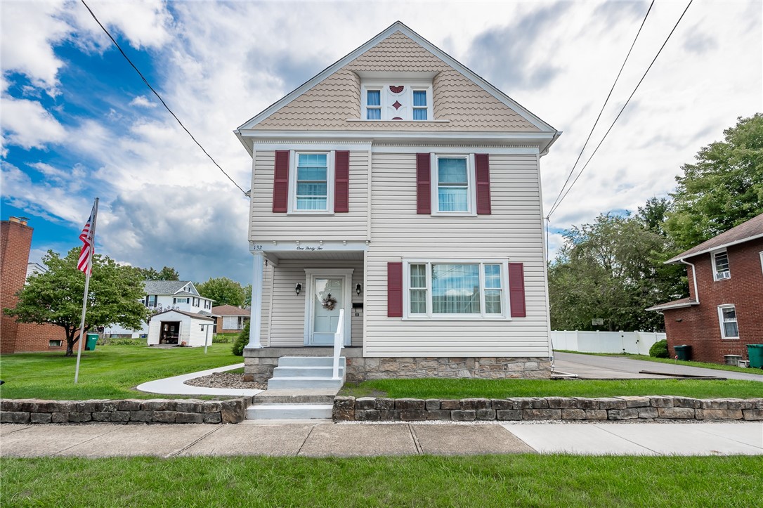 132 E Church Street — photo