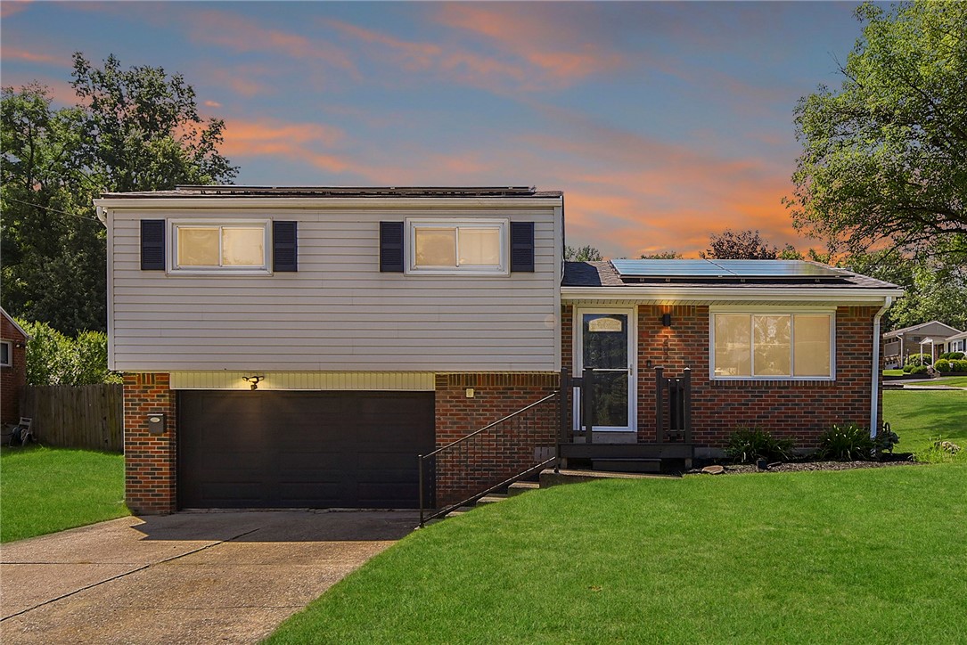 202 Fiesta Dr — photo