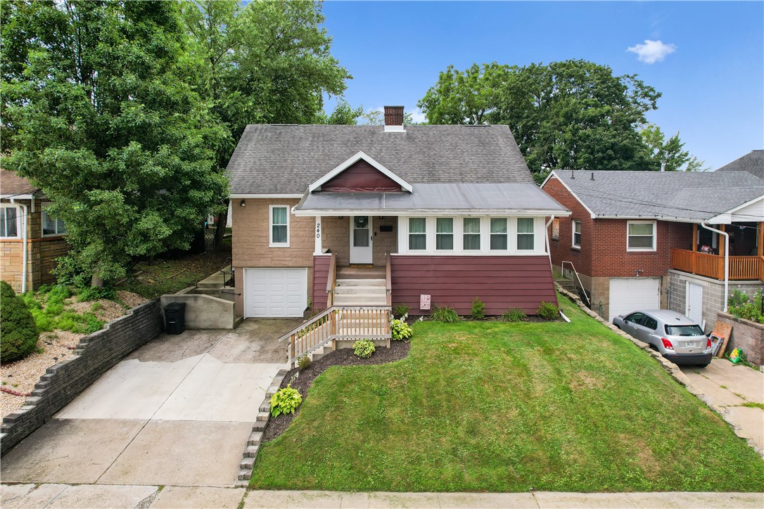 240 Tyler Ave — photo