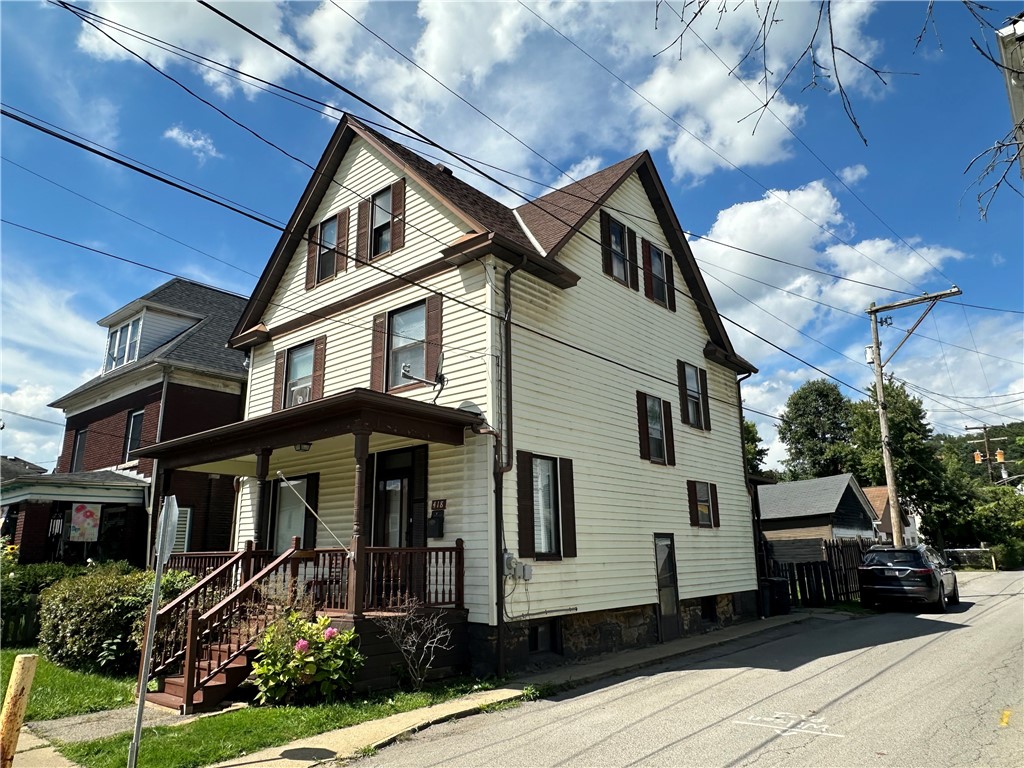 418 W Brady St — photo