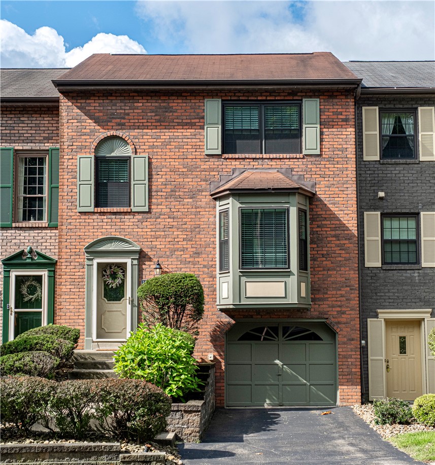 141 Glenwood Dr — photo