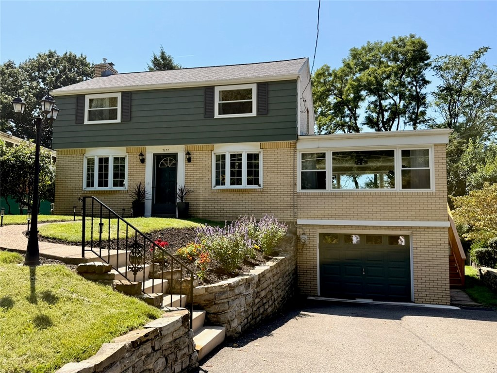 7177 Shannon Road — photo