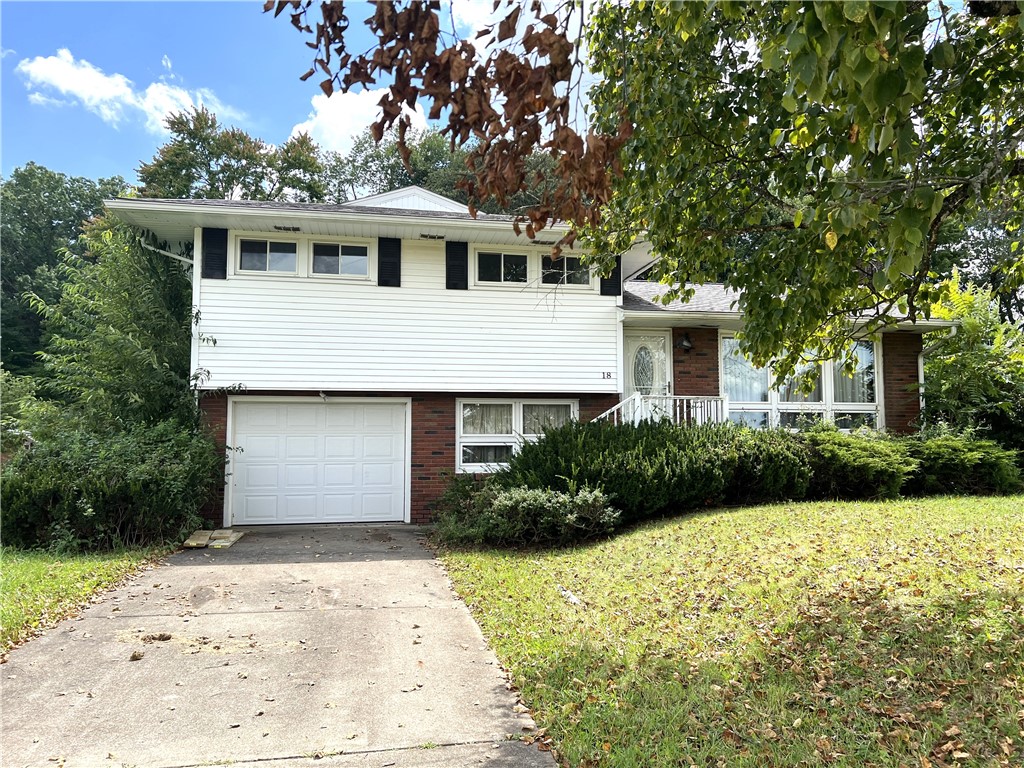 18 Lattavo Dr — photo