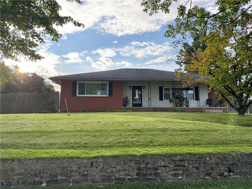 675 Blaire Rd — photo