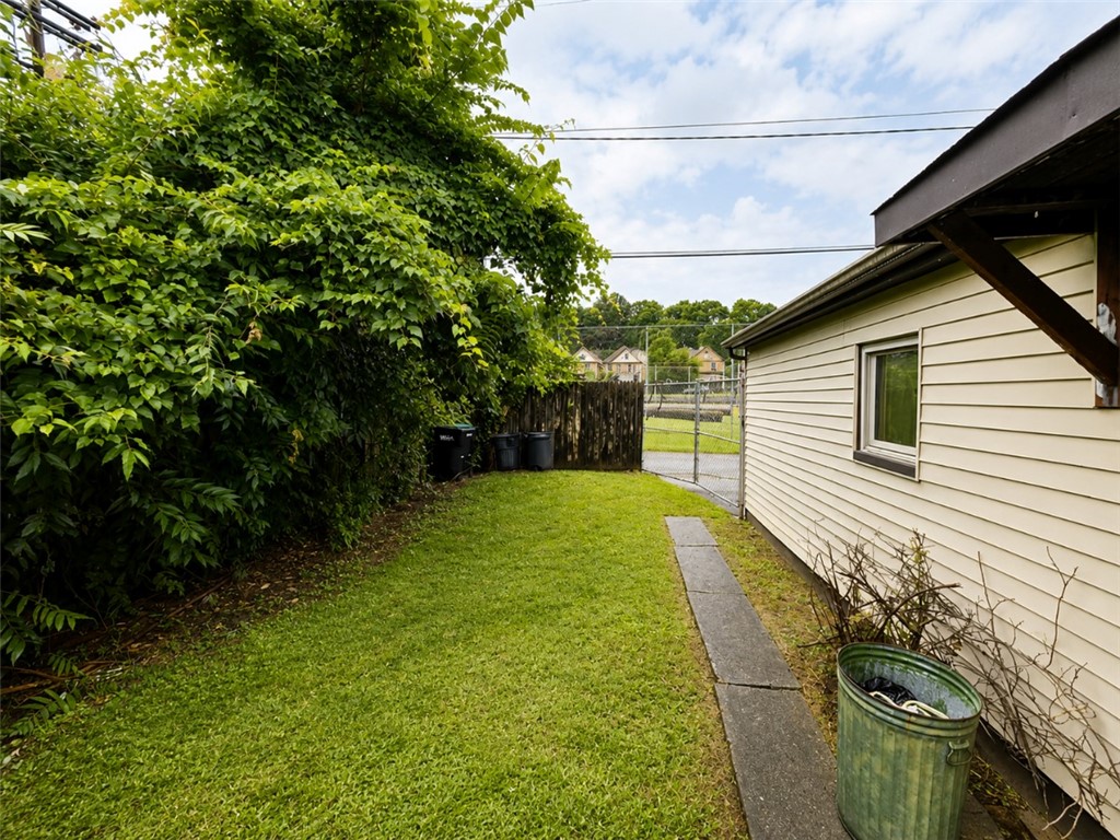619 E 3rd Avenue, Tarentum, PA 15084 — photo 3