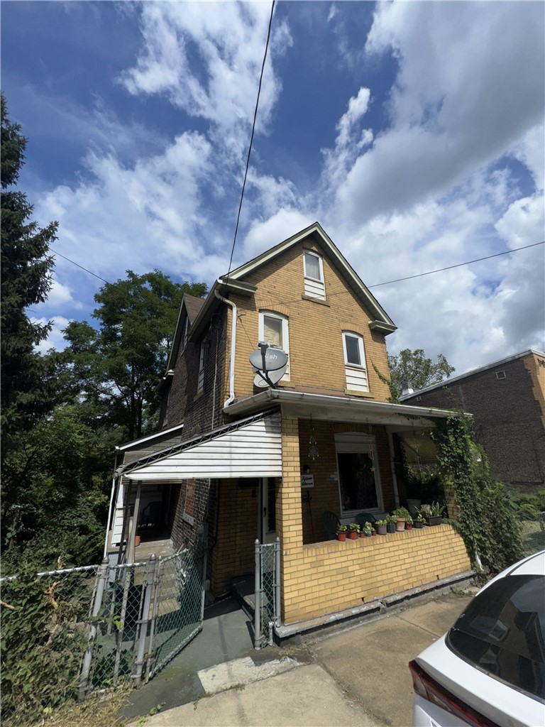 1511 Terrace St — photo