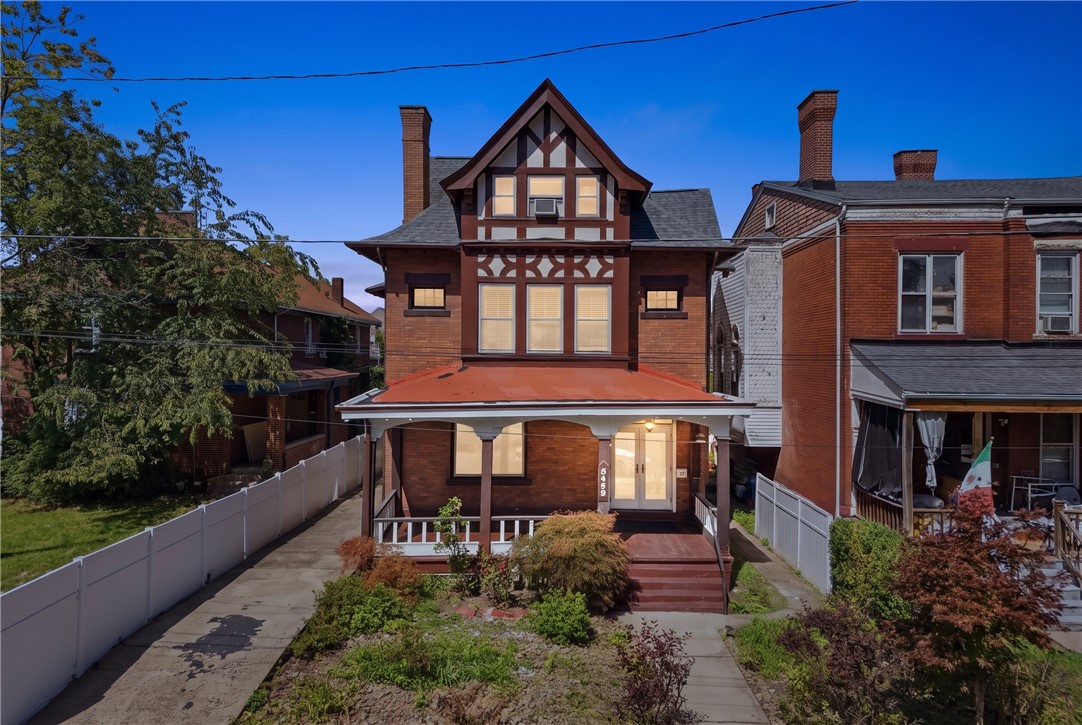 5459 Hays Street — photo