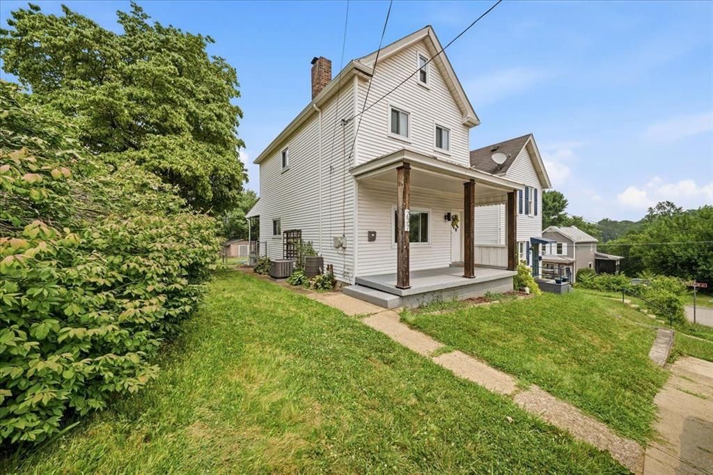 237 Mary Street — photo