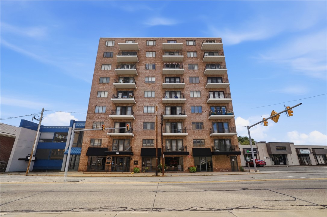 520 Washington Rd 405 — photo