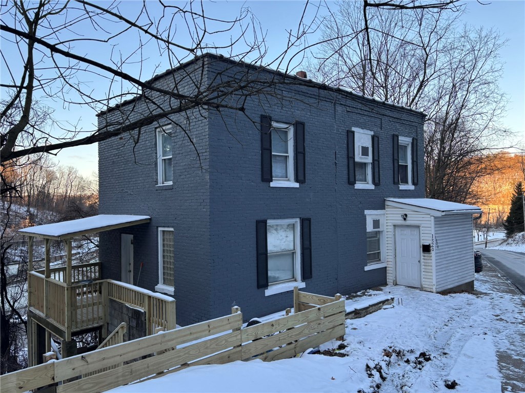 1320 Pioneer Ave — photo