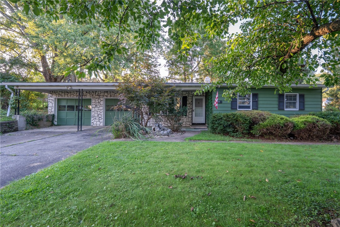 1101 W Fir Dr — photo