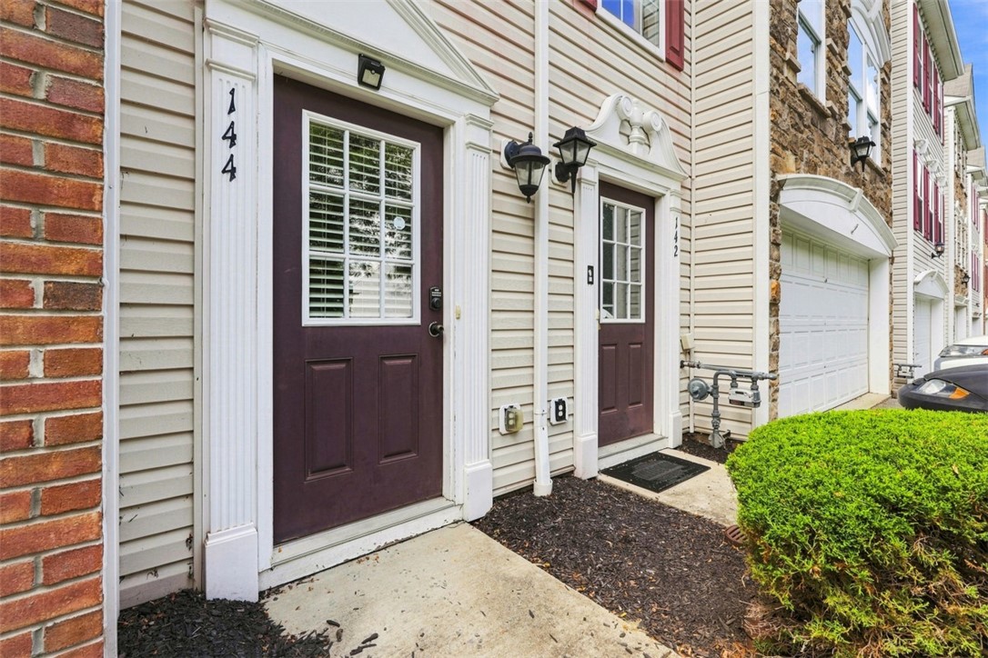 144 Lockheed Drive, Moon/Crescent Twp, PA 15108 — photo 2