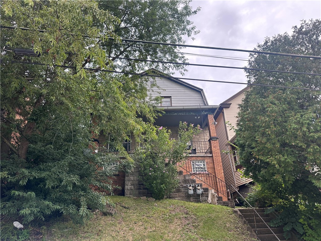1006 Beaver Road, Ambridge, PA 15003
