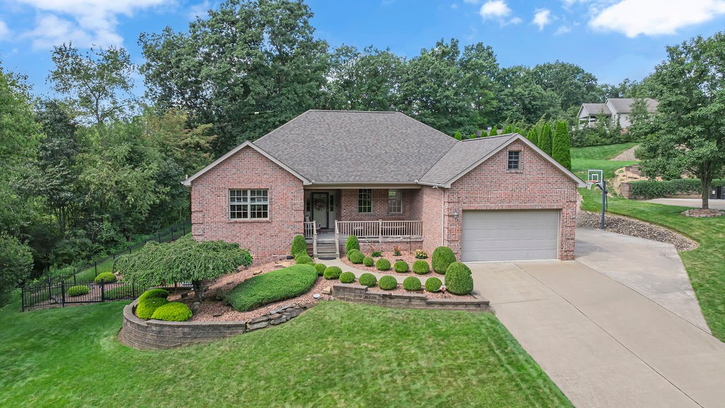 101 Sunray Dr — photo