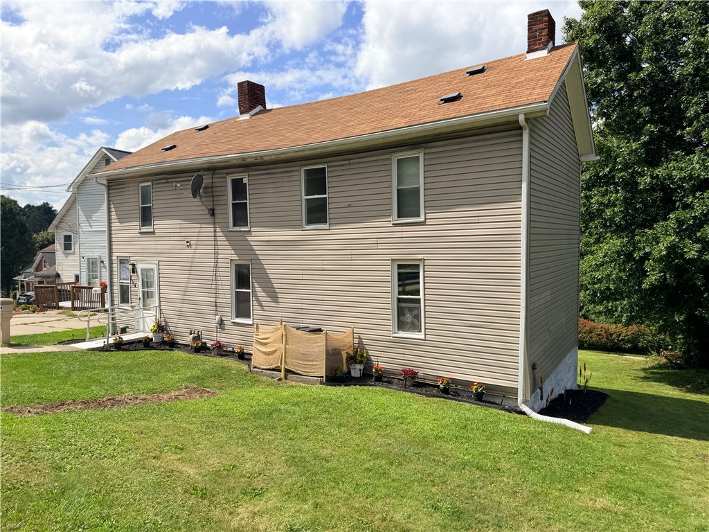 134 Morton Ave — photo