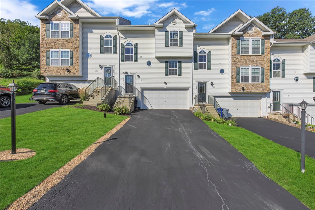 1410 Canterbury Drive — photo