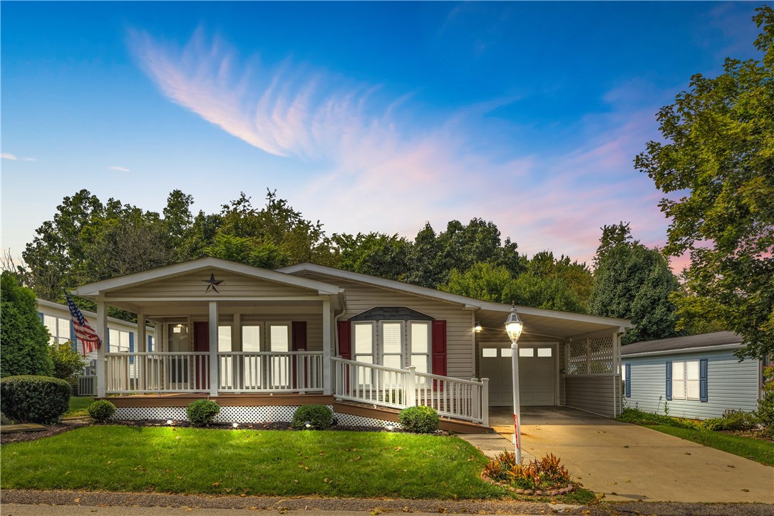 253 Rock Lake Dr — photo