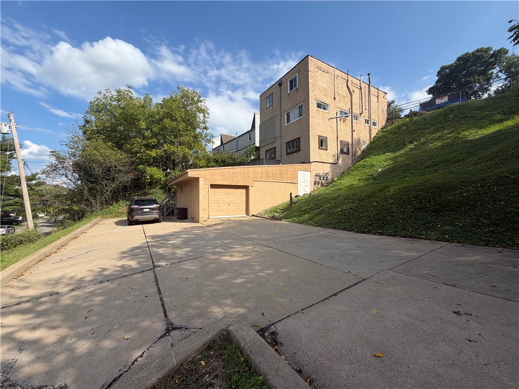 159 Clairton Blvd — photo