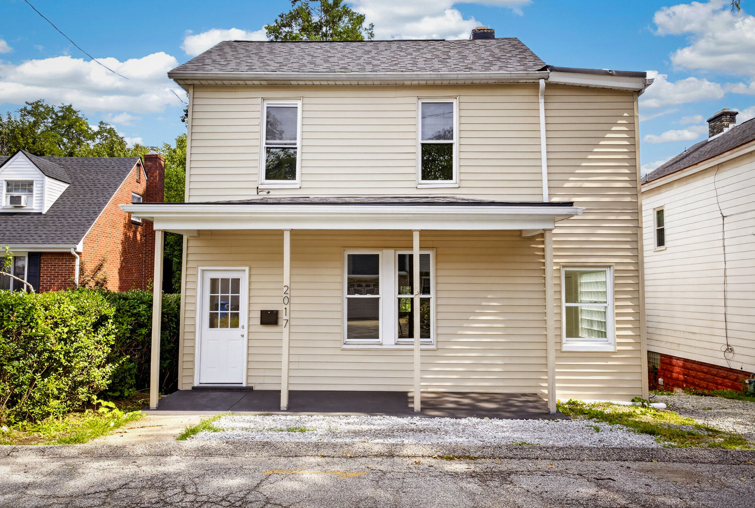 2017 Dowling St. — photo