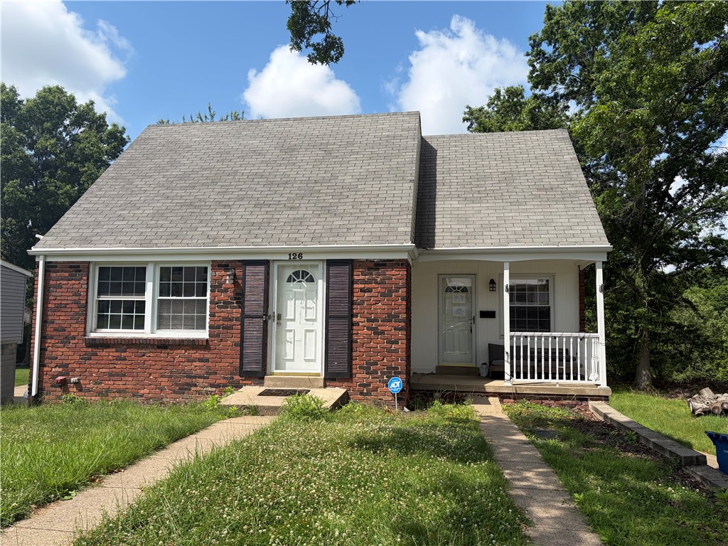 126 Crescent Garden Dr — photo