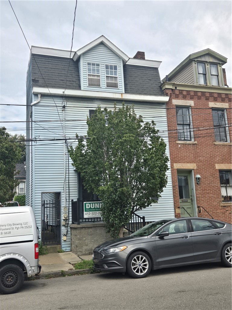 512 Foreland St — photo