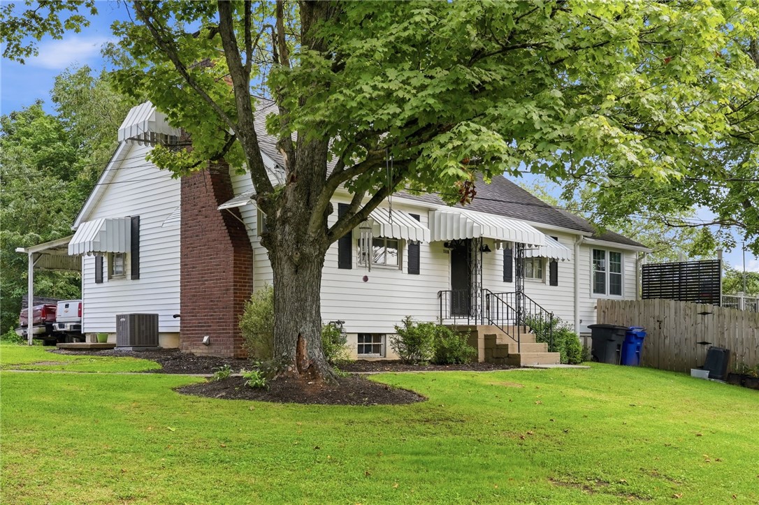 1116 Hoffman Dr — photo