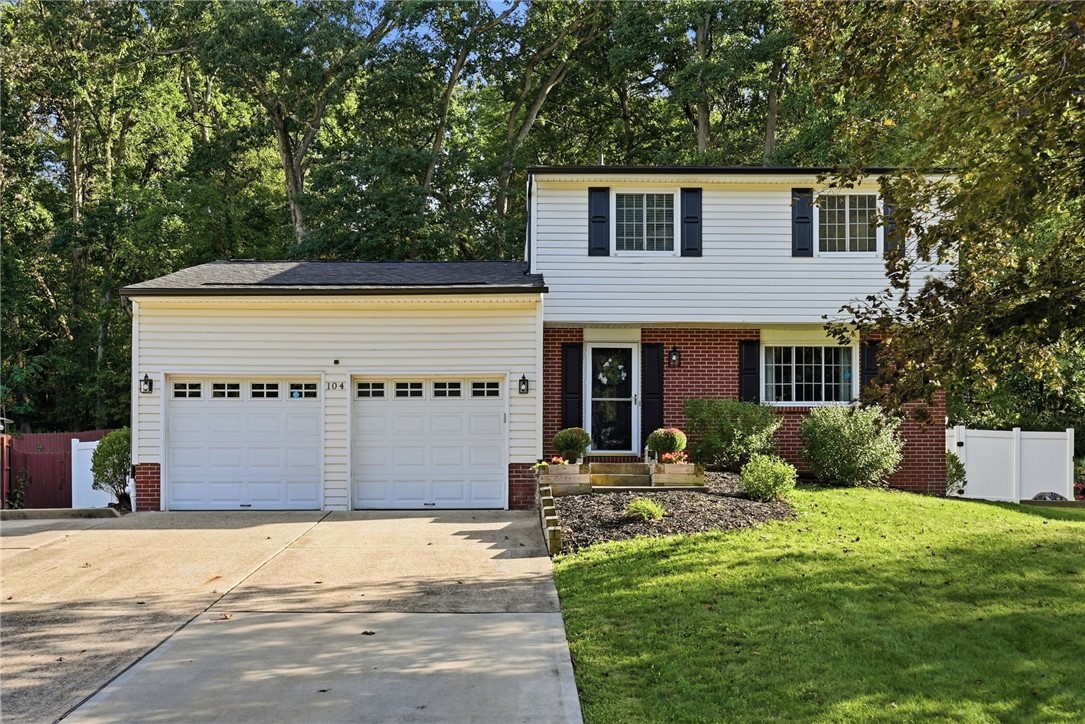 104 Valleyview Dr — photo