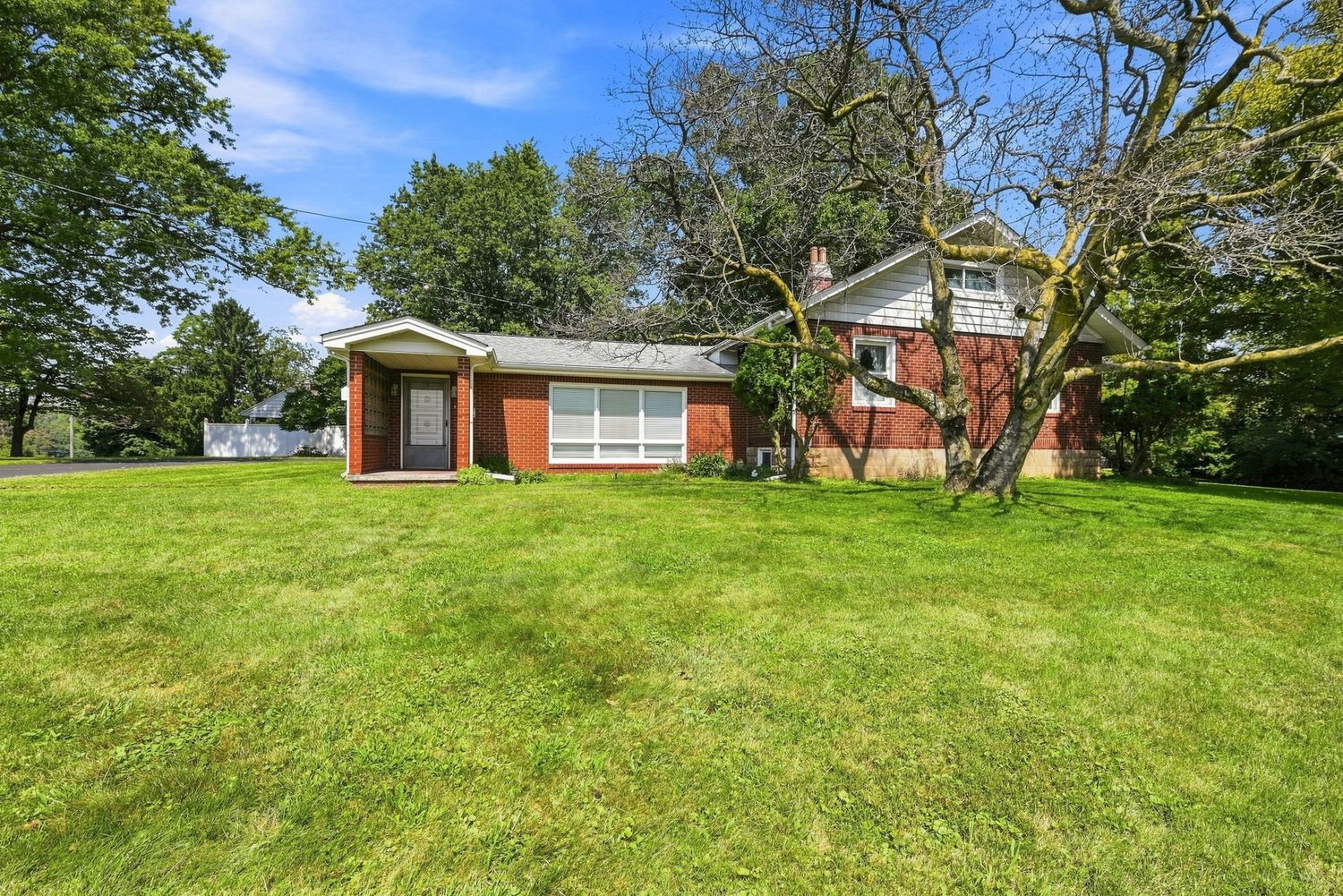 2525 Harrison City Road — photo