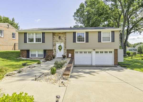 127 W Fair Meadows Dr — photo