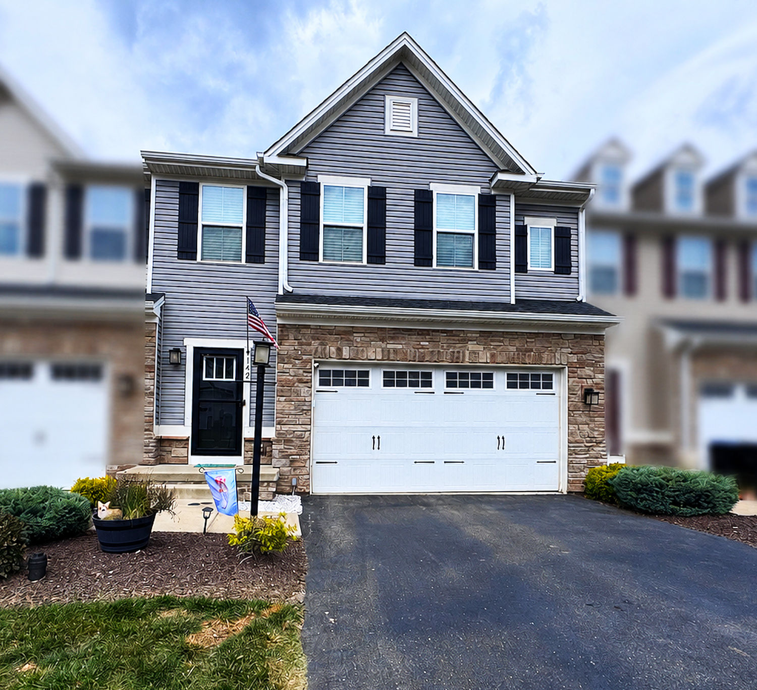 142 Melinda Court — photo