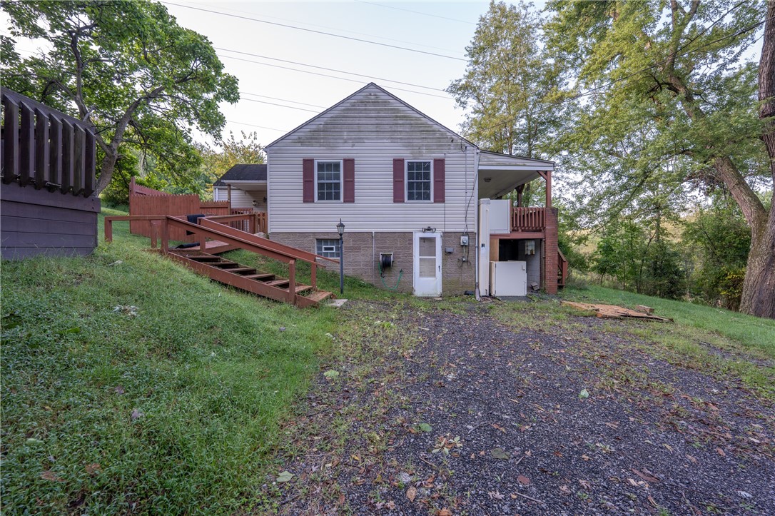 765 Pellis Rd — photo
