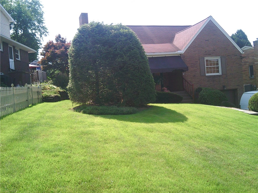 120 Hillcrest — photo