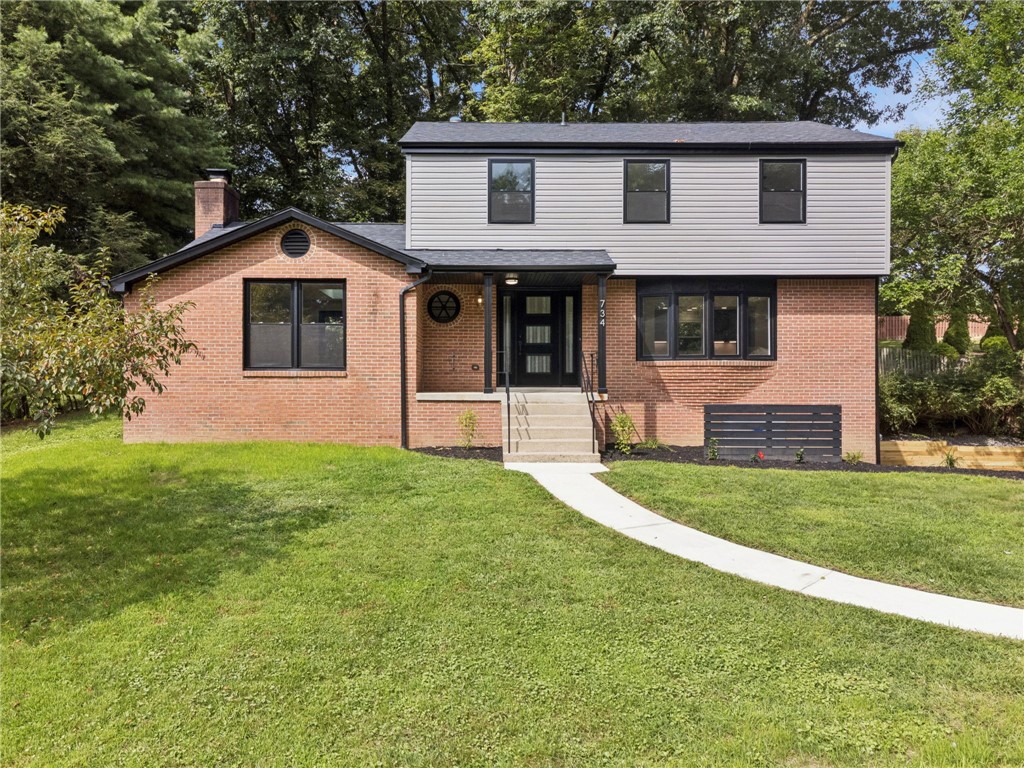 734 Heathergate Dr — photo