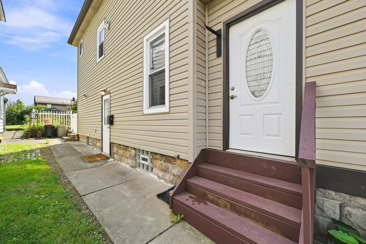 517 reno st, ROCHESTER PA 15074 — photo 3