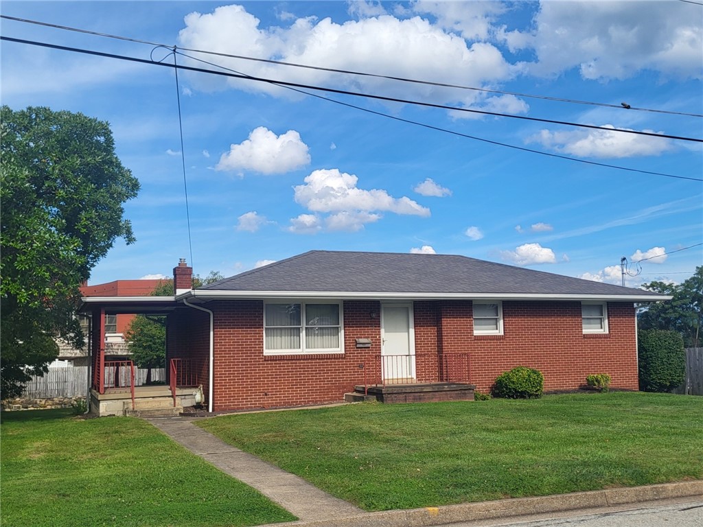18 Joanne Dr — photo