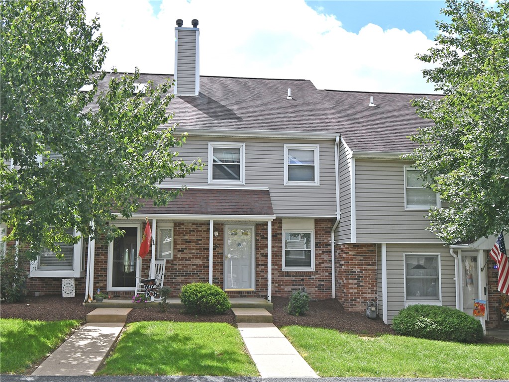 107 Old Village Ln — photo