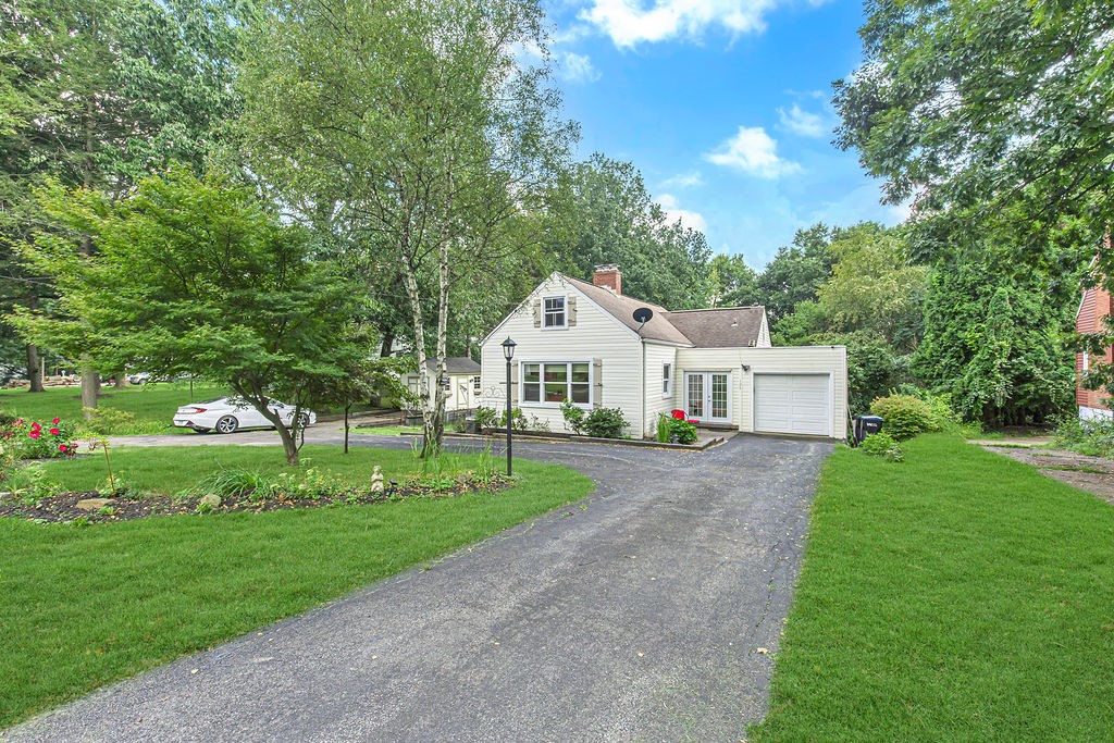 126 Center Grange Rd — photo