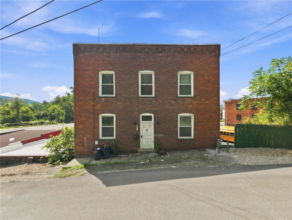 32 Brown Street — photo